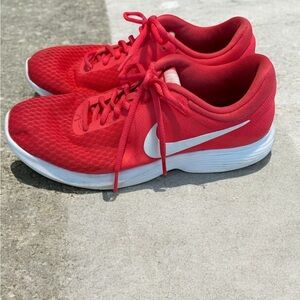 Nike Womens Revolution 4 Shoes Size 8.5 Running Sneakers Coral Pink